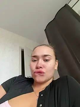 Snapshot of MonicaWestt chatting on July 17, 2026, 8:44 am MonicaWestt online show from July 17, 2026, 8:44 am