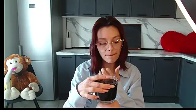 Snapshot of Eva_Avea chatting on March 25, 2026, 7:52 am Eva Avea online show from March 25, 2026, 7:52 am