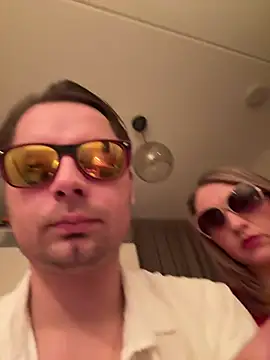 hottogetherNL online show from February 14, 2026, 9:48 pm