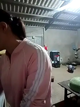 l kiss online show from March 3, 2026, 12:01 pm