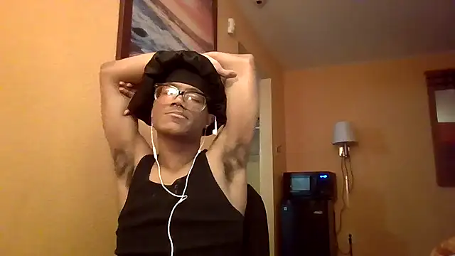 Snapshot of vexahleah chatting on May 5, 2026, 2:09 pm vexahleah online show from May 5, 2026, 2:09 pm