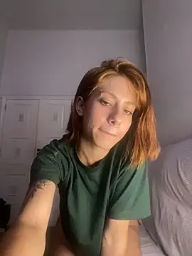 Snapshot of casal_atrevido chatting on March 5, 2026, 1:19 pm casal atrevido online show from March 5, 2026, 1:19 pm