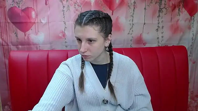 LilianaShine online show from February 22, 2026, 6:16 am