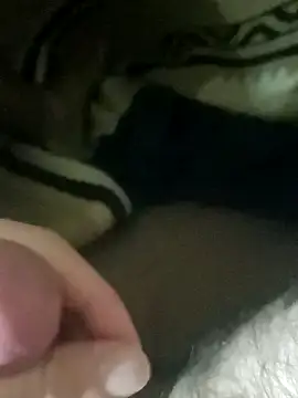 Erkegin001 online show from February 7, 2026, 11:02 pm