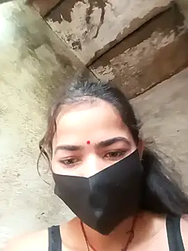 Sunali Bendre online show from February 23, 2026, 3:19 am