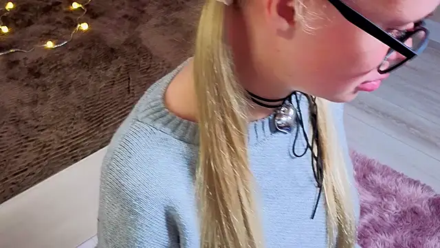 Emma-Noir online show from February 3, 2026, 6:00 am