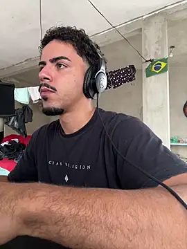 menoquarenta online show from June 12, 2026, 3:54 pm