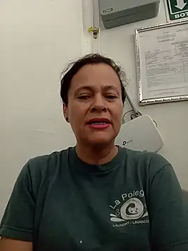 Snapshot of Lilibhet chatting on July 13, 2026, 5:34 pm Lilibhet online show from July 13, 2026, 5:34 pm