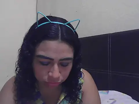 Snapshot of DalilahMx chatting on April 24, 2026, 6:54 pm DalilahMx online show from April 24, 2026, 6:54 pm