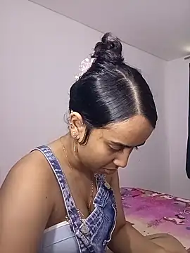 Diva noir online show from March 21, 2026, 8:35 pm