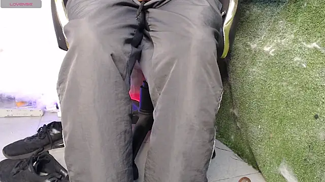 Walkers05 online show from March 16, 2026, 5:44 am