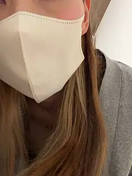 ayumi7 online show from March 12, 2026, 3:34 am