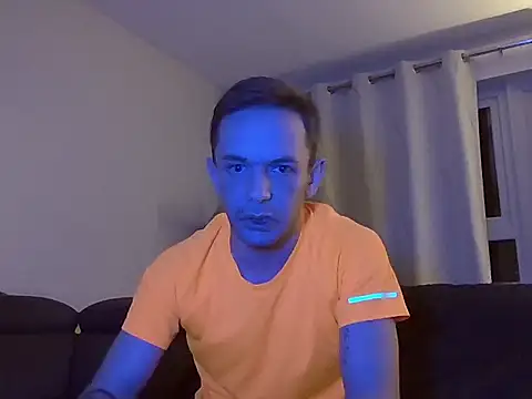 verscub6969 online show from February 1, 2026, 7:23 pm