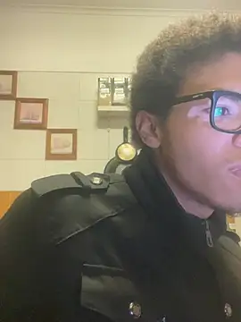 ELPikaPreta online show from February 2, 2026, 2:32 am