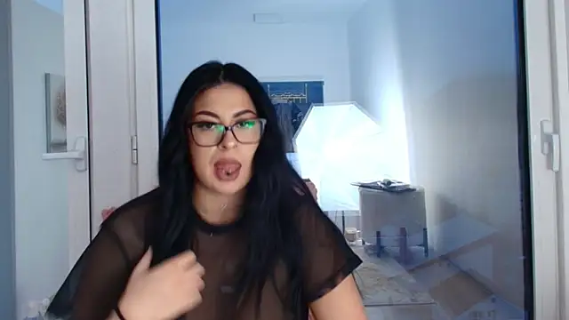 Snapshot of MissyScarlet chatting on March 29, 2026, 4:25 am MissyScarlet online show from March 29, 2026, 4:25 am