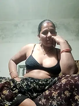 Snapshot of Hirdesh_sahhu chatting on February 18, 2026, 5:09 pm Hirdesh sahhu online show from February 18, 2026, 5:09 pm