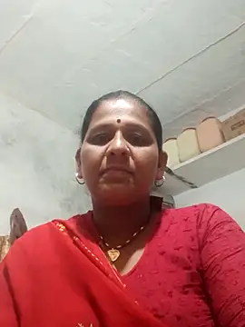 Snapshot of Hirdesh_sahhu chatting on February 17, 2026, 10:18 pm Hirdesh sahhu online show from February 17, 2026, 10:18 pm