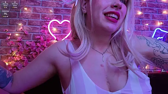 Snapshot of AnnaQuiin chatting on March 27, 2026, 3:04 am AnnaQuiin online show from March 27, 2026, 3:04 am