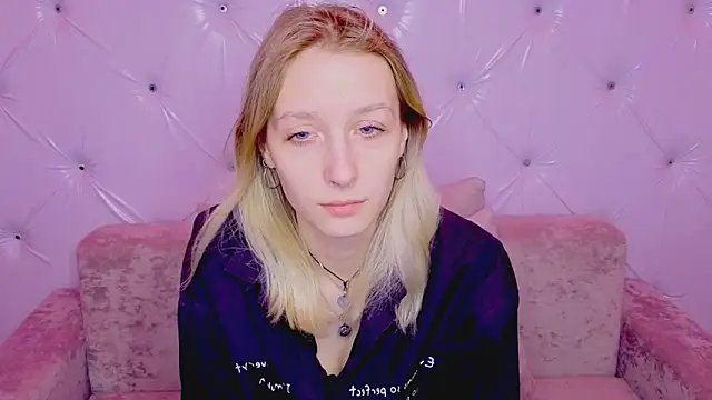 Akiro Kim7 online show from March 11, 2026, 3:55 am