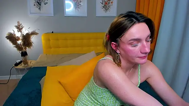 PollyRoseX online show from February 21, 2026, 7:49 pm