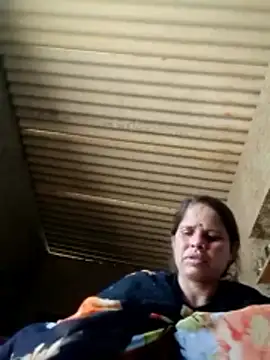 Snapshot of Lucky_couple-1 chatting on April 14, 2026, 5:01 am Lucky couple-1 online show from April 14, 2026, 5:01 am