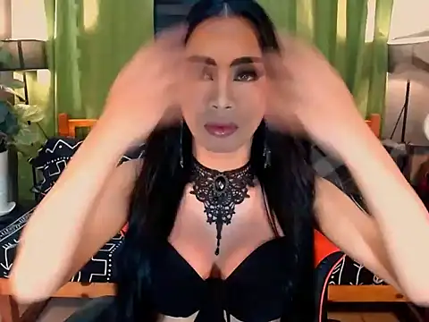 VeshtidaTS online show from April 26, 2026, 3:59 am