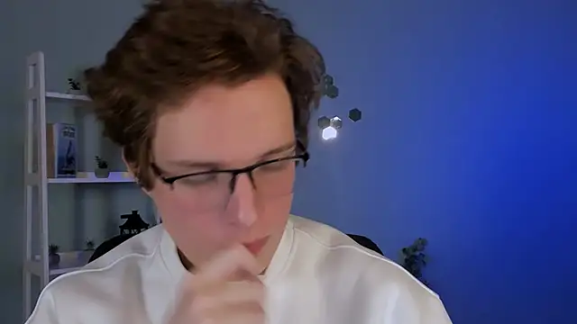 noir kai online show from February 2, 2026, 8:19 pm