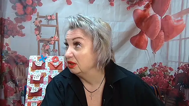 RenataDaster online show from April 24, 2026, 5:04 pm