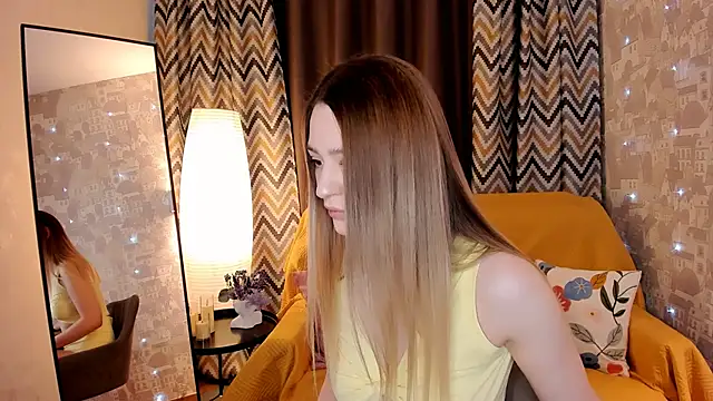 cherrykississ online show from February 12, 2026, 8:36 am