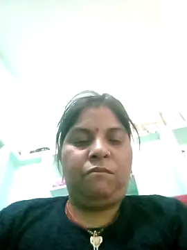 Rajni248096 online show from April 29, 2026, 7:01 am