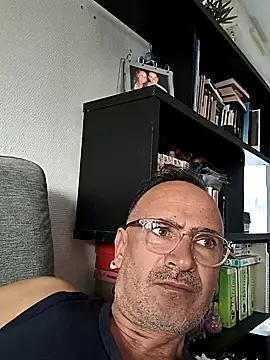 bobo672 online show from March 20, 2026, 6:58 am