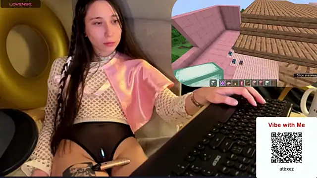 karinasun online show from March 5, 2026, 3:52 pm