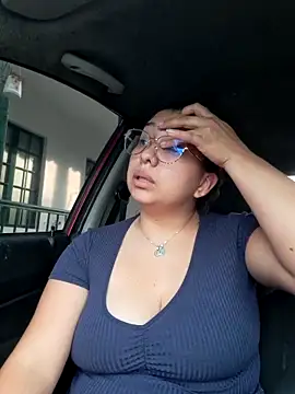 ISABELLA-24  online show from March 5, 2026, 12:24 pm