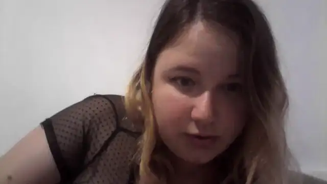 Snapshot of tuzorra99 chatting on March 15, 2026, 7:32 pm tuzorra99 online show from March 15, 2026, 7:32 pm