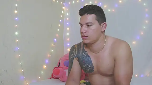 Snapshot of Eternalfuego chatting on March 21, 2026, 5:08 am Eternalfuego online show from March 21, 2026, 5:08 am