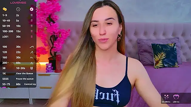 Snapshot of JasminUqueen chatting on June 11, 2026, 2:53 am JasminUqueen online show from June 11, 2026, 2:53 am