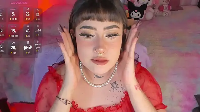 Snapshot of Tamara_uwu chatting on April 17, 2026, 11:29 pm Tamara uwu online show from April 17, 2026, 11:29 pm