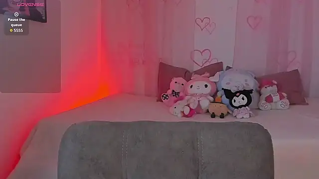 Snapshot of Tamara_uwu chatting on March 21, 2026, 10:35 pm Tamara uwu online show from March 21, 2026, 10:35 pm