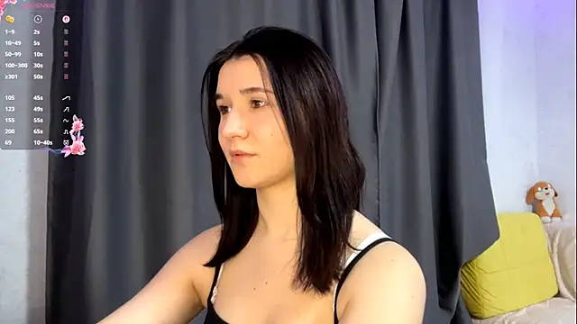 elaravoss online show from February 4, 2026, 2:45 pm