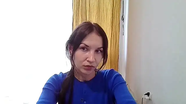 Snapshot of JuliaLovely chatting on July 26, 2026, 2:13 pm JuliaLovely online show from July 26, 2026, 2:13 pm
