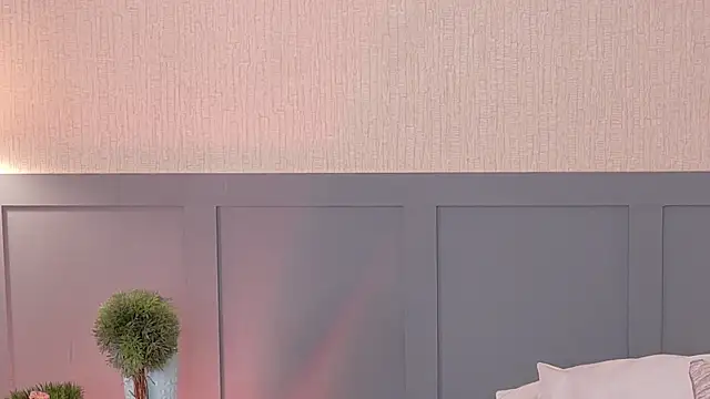 Annia-Greco online show from February 19, 2026, 2:58 pm