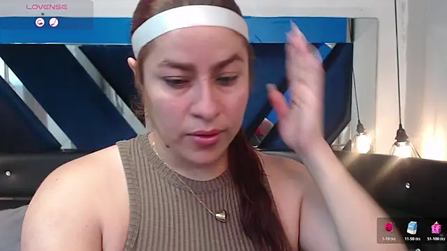Snapshot of Alison-mar chatting on June 15, 2026, 7:57 pm Alison-mar online show from June 15, 2026, 7:57 pm