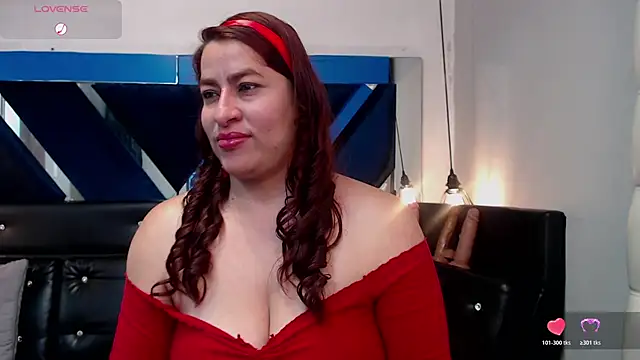 Snapshot of Alison-mar chatting on June 18, 2026, 7:30 pm Alison-mar online show from June 18, 2026, 7:30 pm