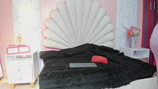 Kateemos online show from March 2, 2026, 2:02 pm