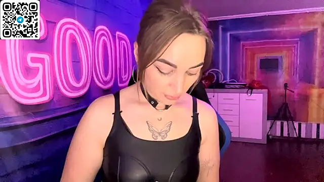 Snapshot of Vellora_ chatting on May 23, 2026, 6:40 pm Vellora online show from May 23, 2026, 6:40 pm