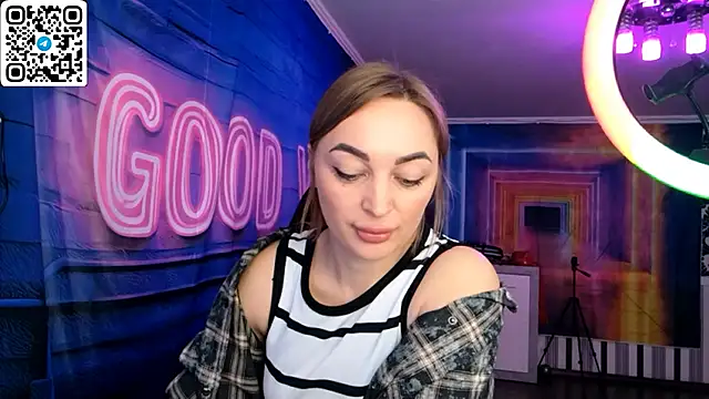 Snapshot of Vellora_ chatting on May 19, 2026, 10:00 am Vellora online show from May 19, 2026, 10:00 am