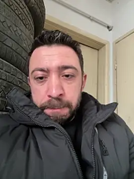 Snapshot of hessds34 chatting on March 12, 2026, 5:45 am hessds34 online show from March 12, 2026, 5:45 am