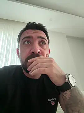 Snapshot of hessds34 chatting on March 10, 2026, 4:49 am hessds34 online show from March 10, 2026, 4:49 am