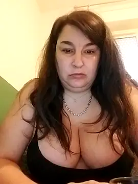 alexandrafrancaise0000 online show from February 24, 2026, 9:43 am