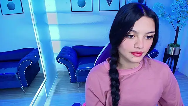 Maddie T18 online show from May 6, 2026, 11:25 am